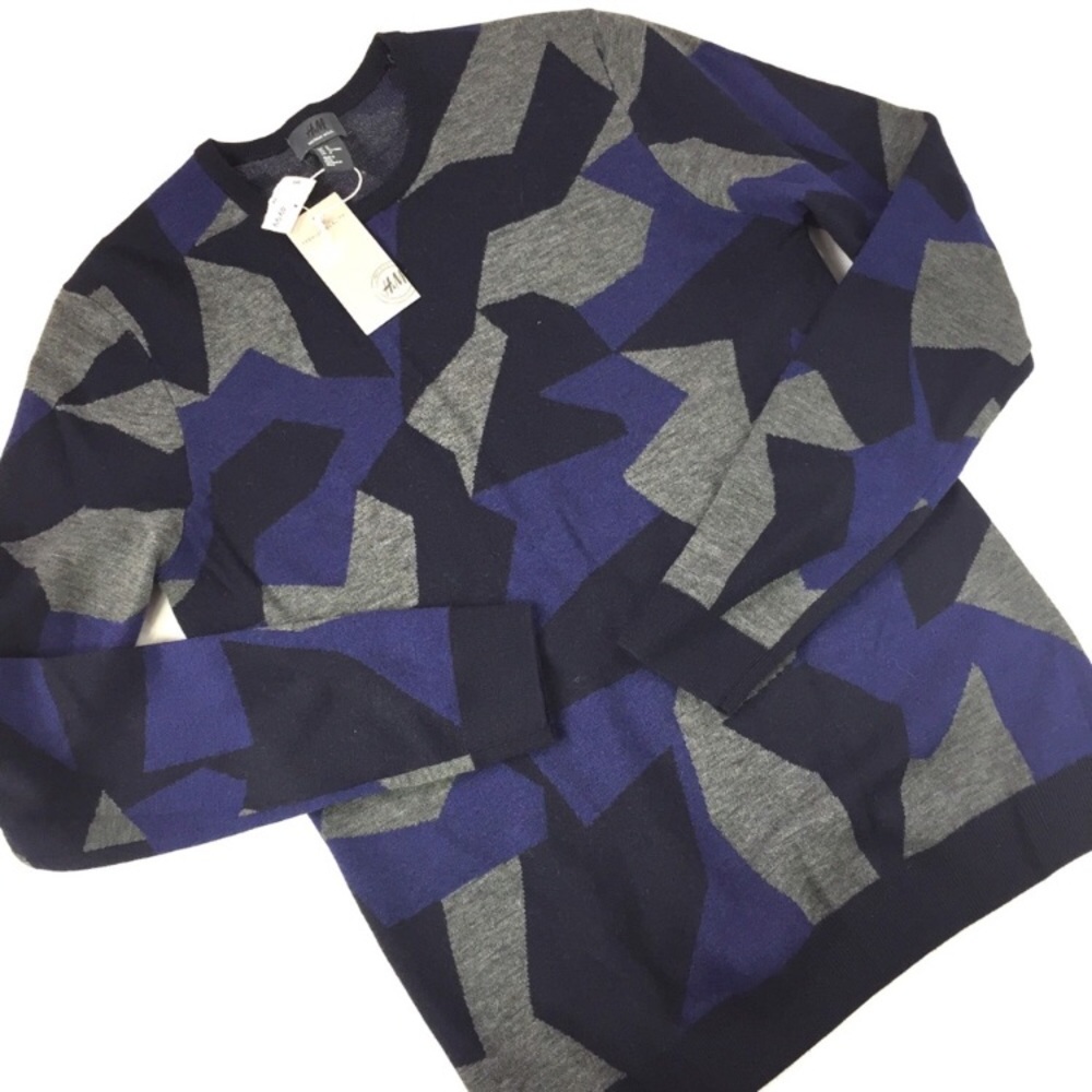H & M Merino Wool Knit Sweater w/ Pattern